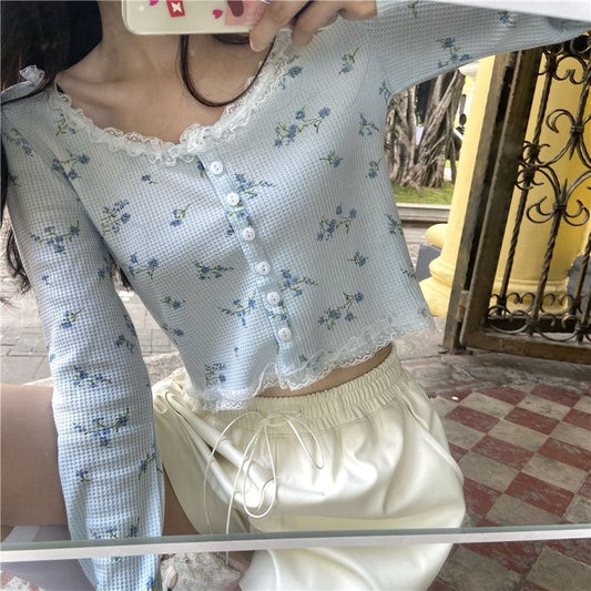 Floral Pattern Lace Cropped Sweater