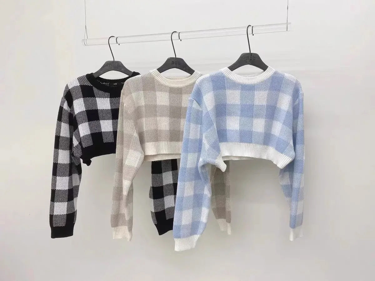 Long Sleeve Checkerboard Knitted Cropped Sweater