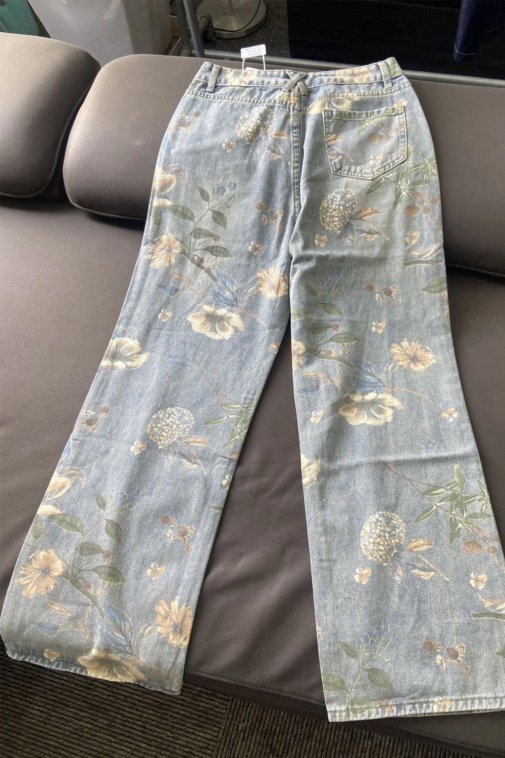 Loose Wide Leg Flowers Pattern Jeans Pants