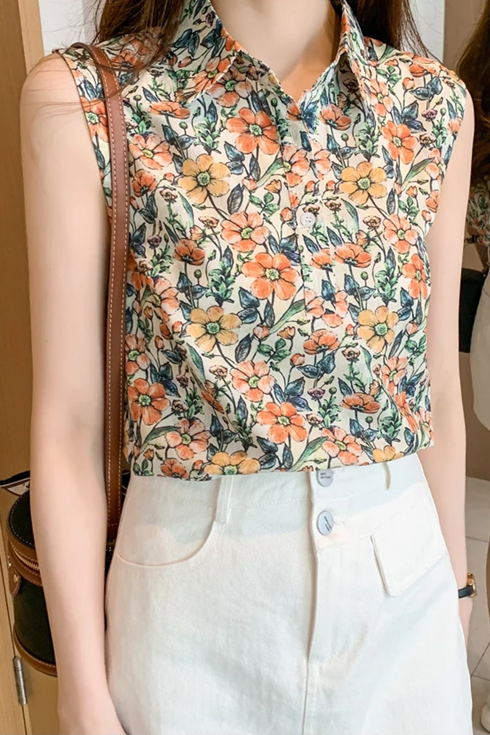 Sleeveless Floral Pattern Blouse Shirt