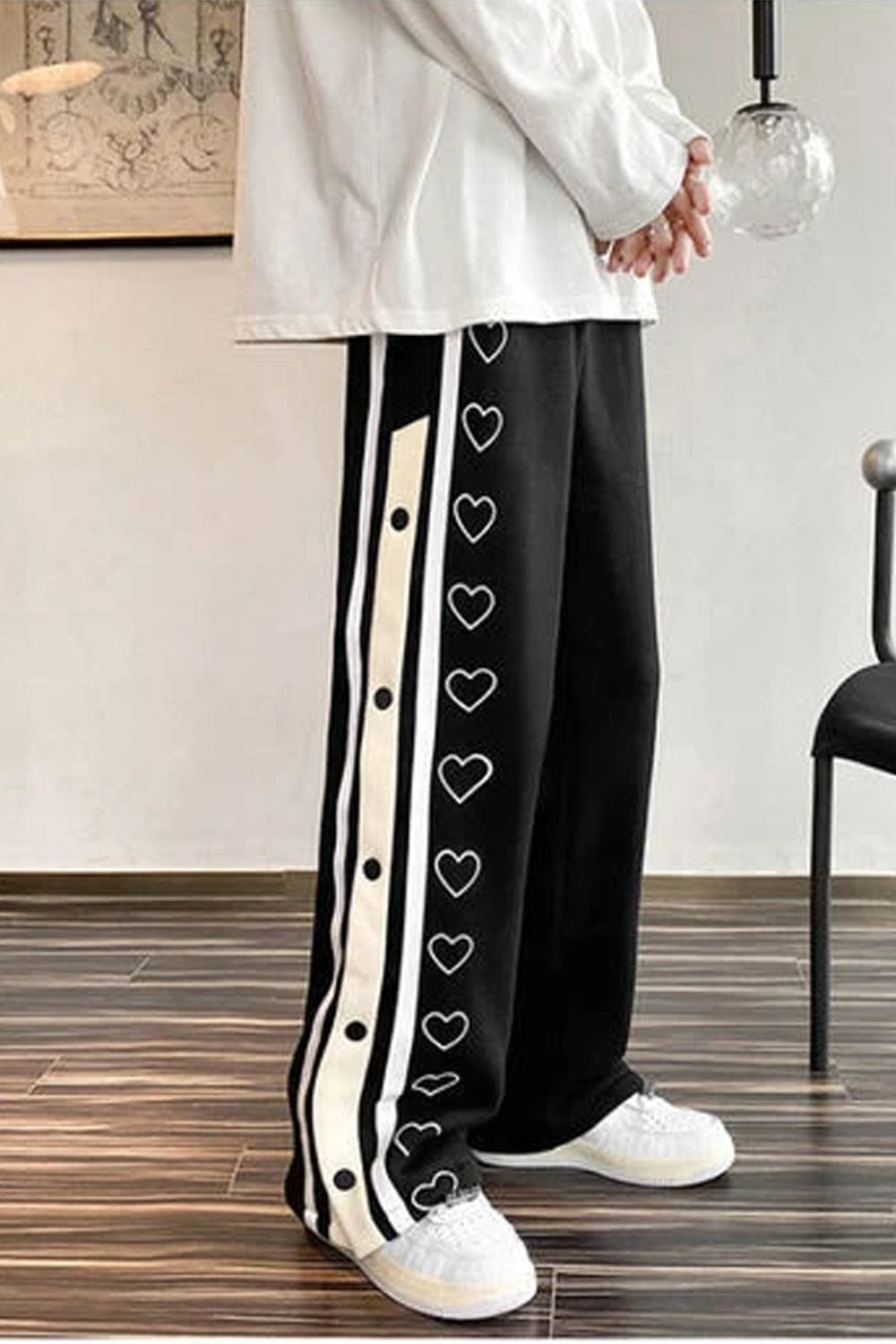 Loose Love Pattern Side Pattern Sweatpants