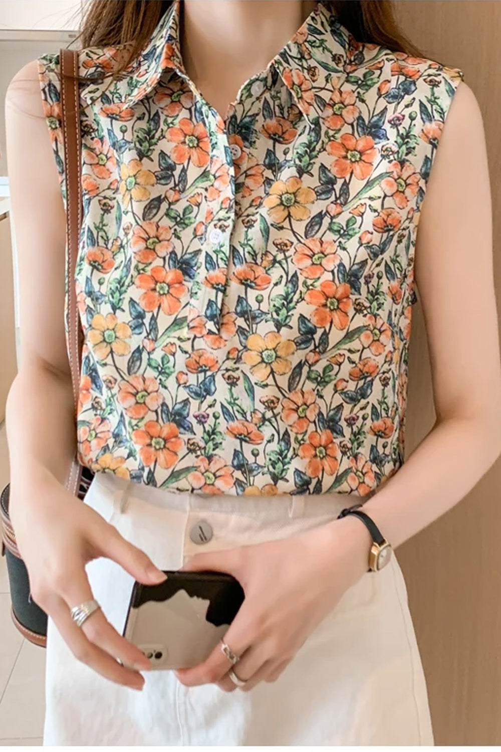 Sleeveless Floral Pattern Blouse Shirt