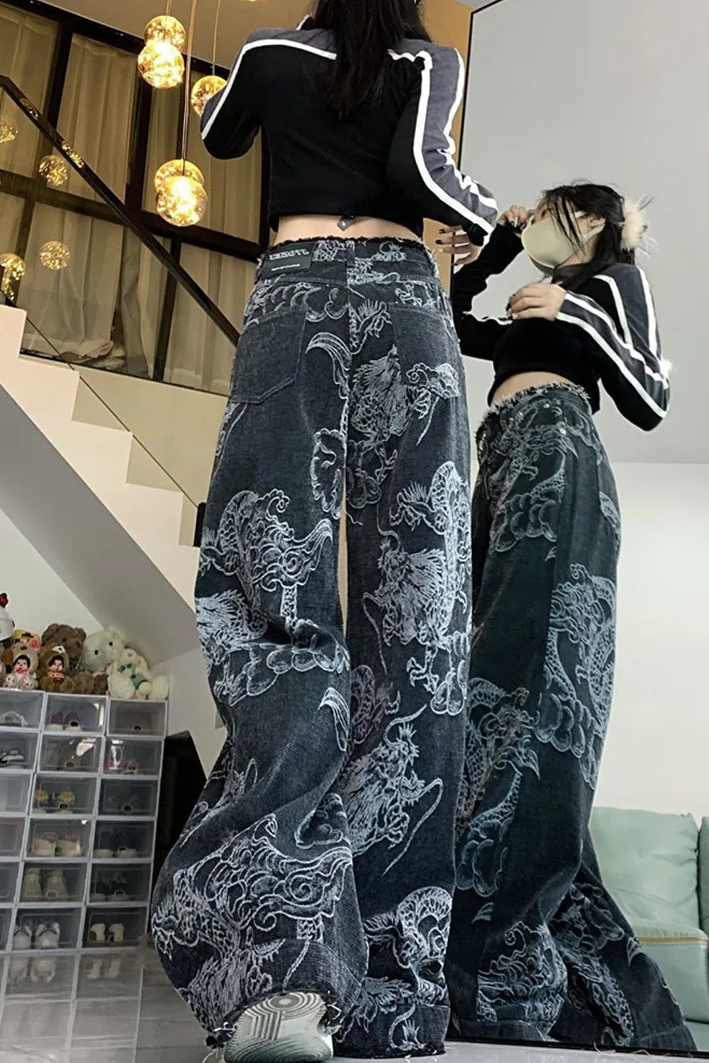 Loose Wide Leg Dragon Pattern Black Jeans Pants