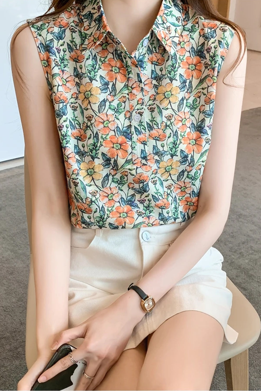 Sleeveless Floral Pattern Blouse Shirt