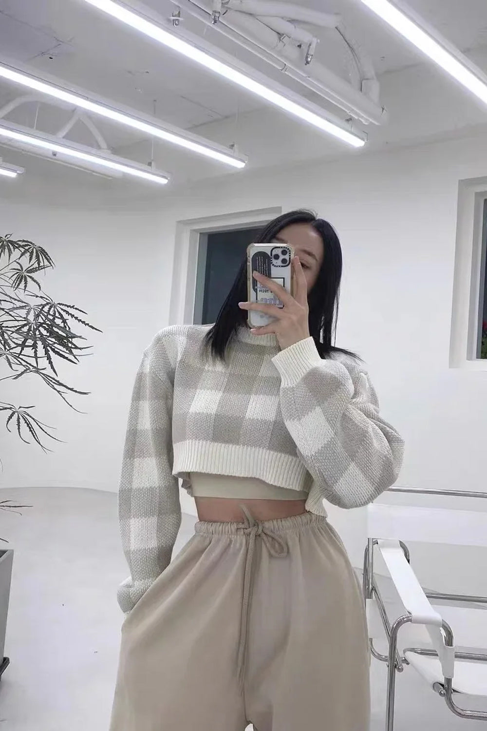 Long Sleeve Checkerboard Knitted Cropped Sweater