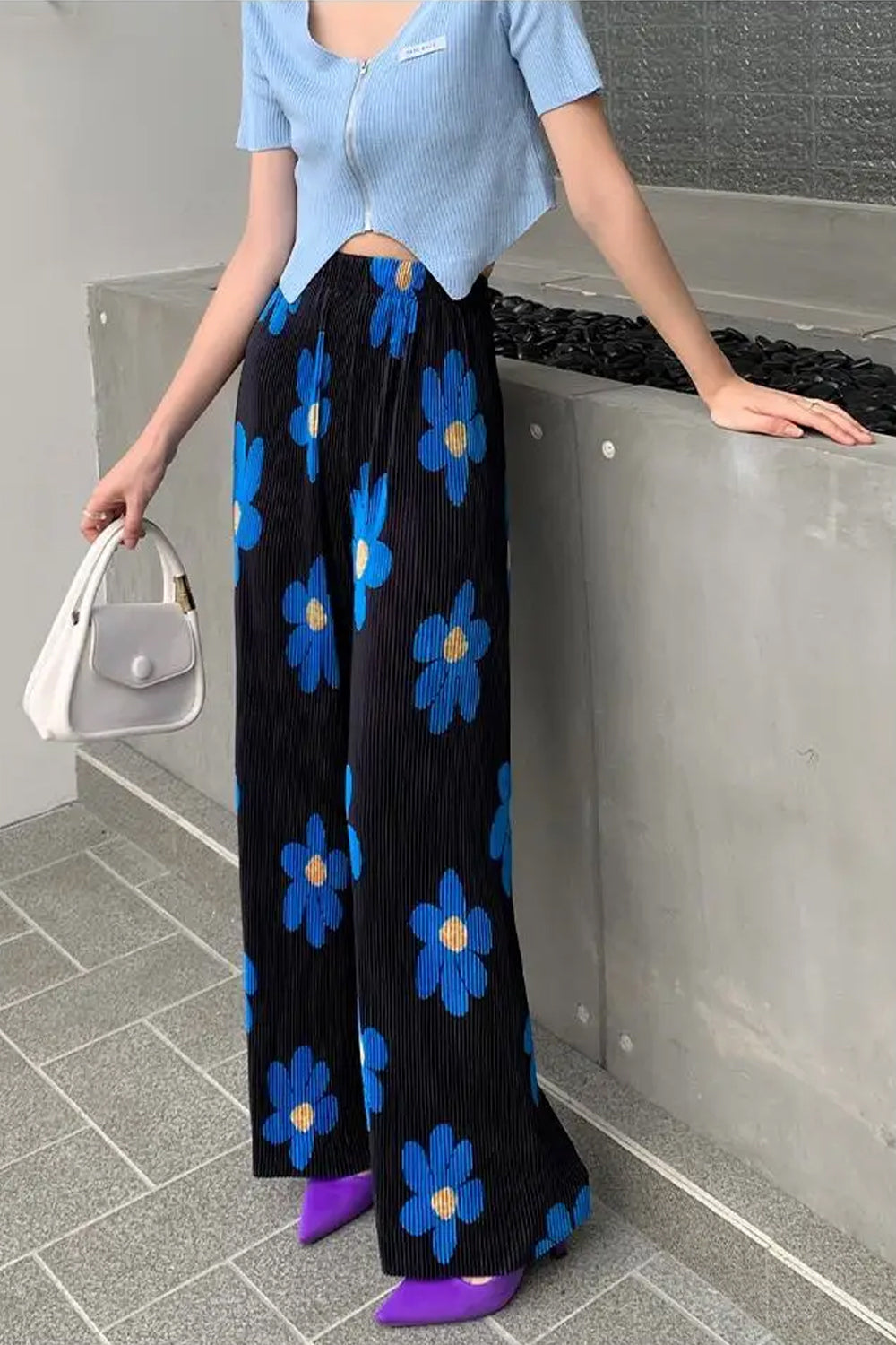 Loose Daisy Pattern Pleated Long Pants