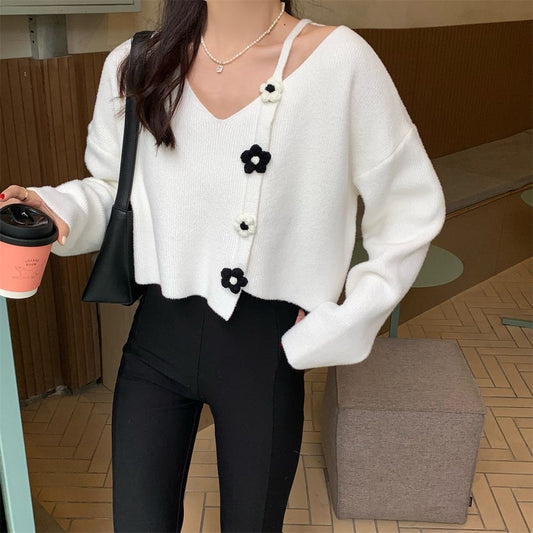 3D Daisy Pattern Irregular Cropped Sweater