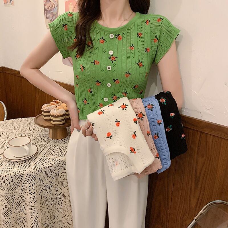 Short Sleeve Flower Knitted Slim Shirt